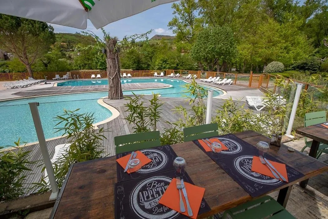 Camping Millau Plage Hotel Campsite